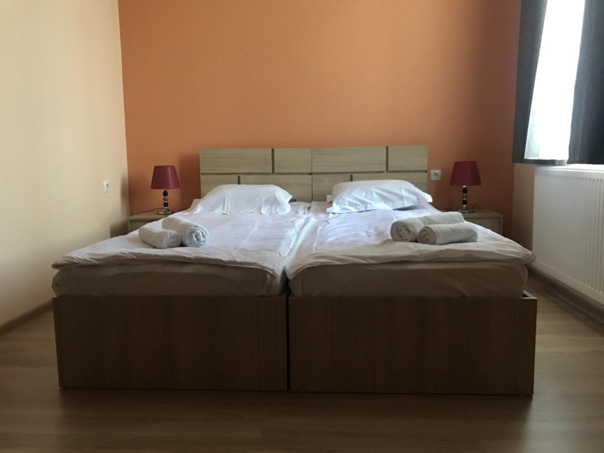 Kmg Hotel Khashuri Екстериор снимка